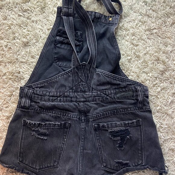 Blank NYC Shortie Overalls - Picture 2 of 4